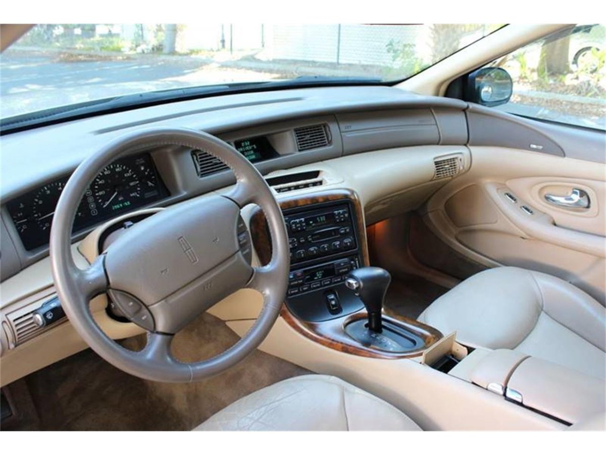 Lincoln Mark 8 1993 Interior