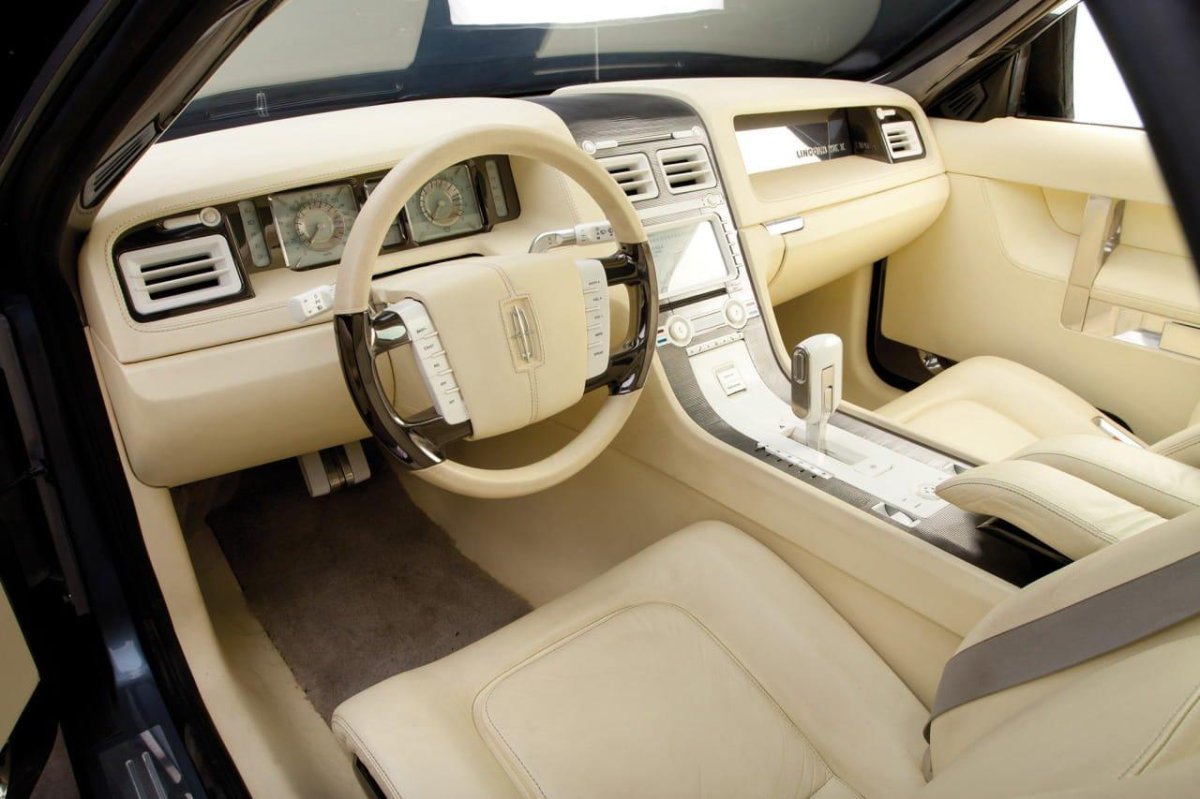 Lincoln Mark x Concept 2004