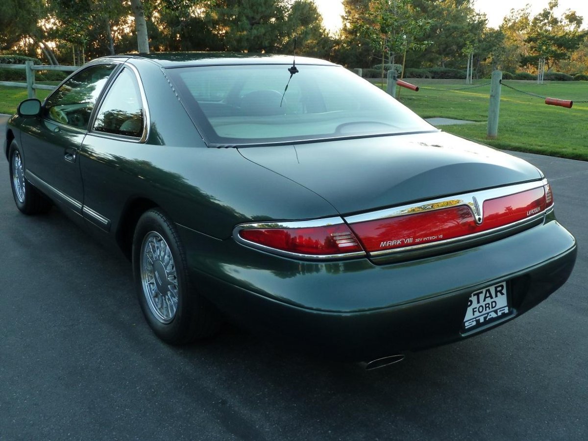 Lincoln Mark VIII 1998