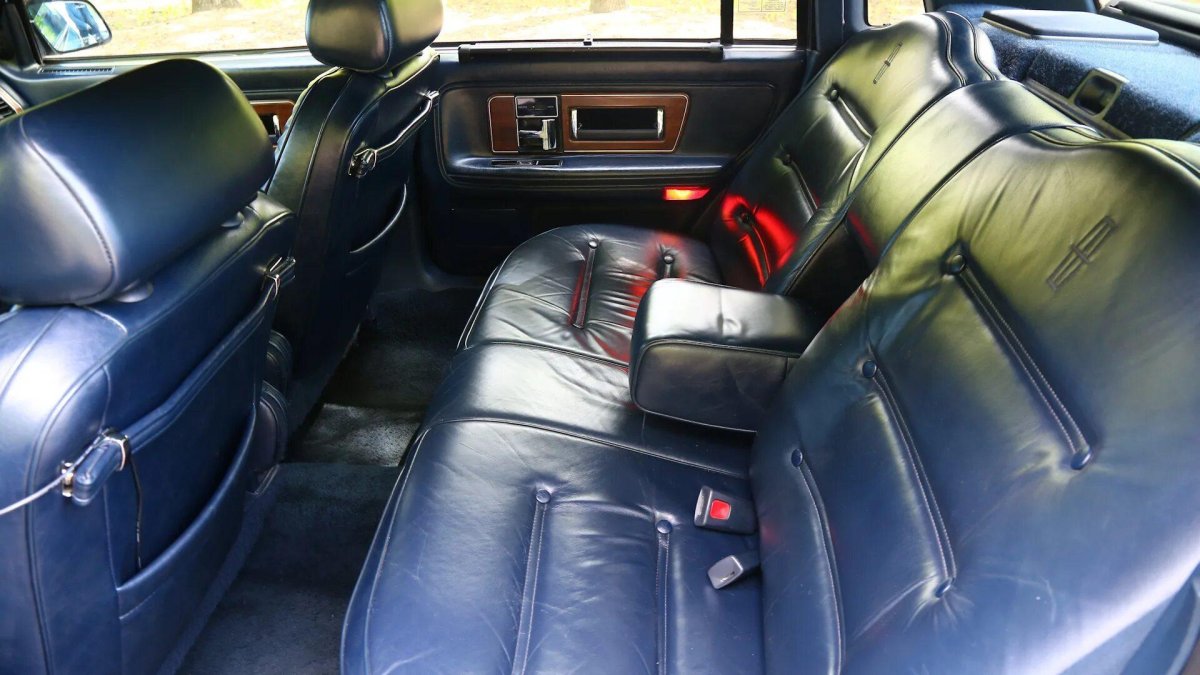 Линкольн Континенталь 8