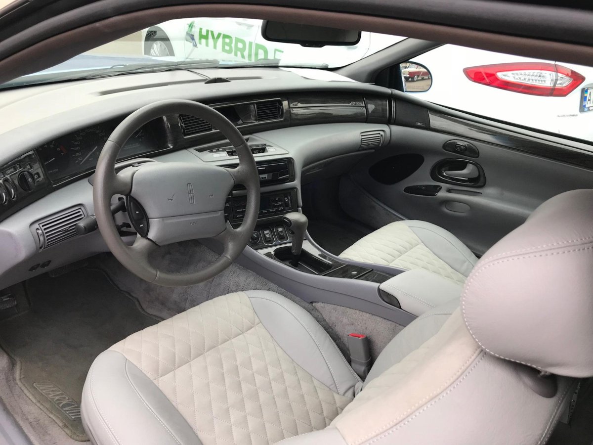 Lincoln Mark 8 салон