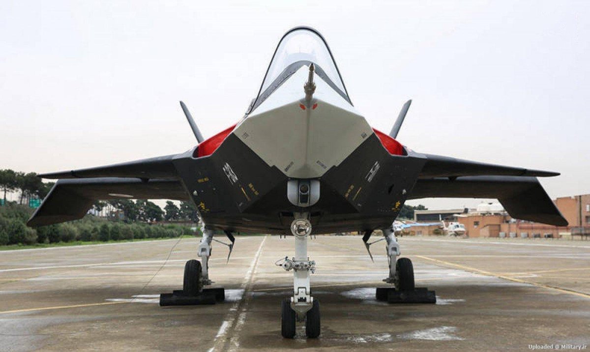 Истребитель Qaher-313