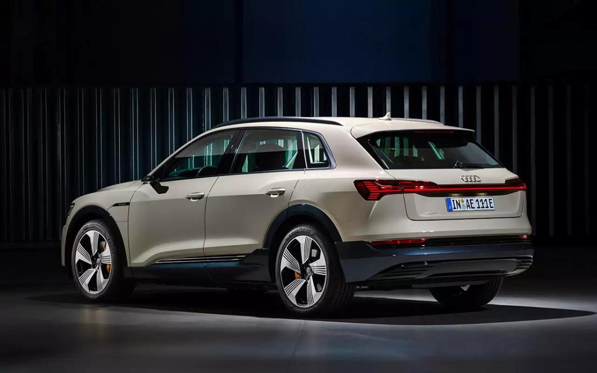 Audi e-tron 55