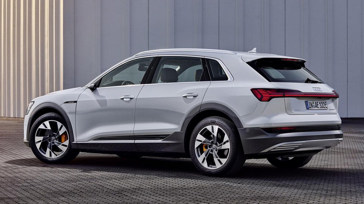 Audi e-tron 50