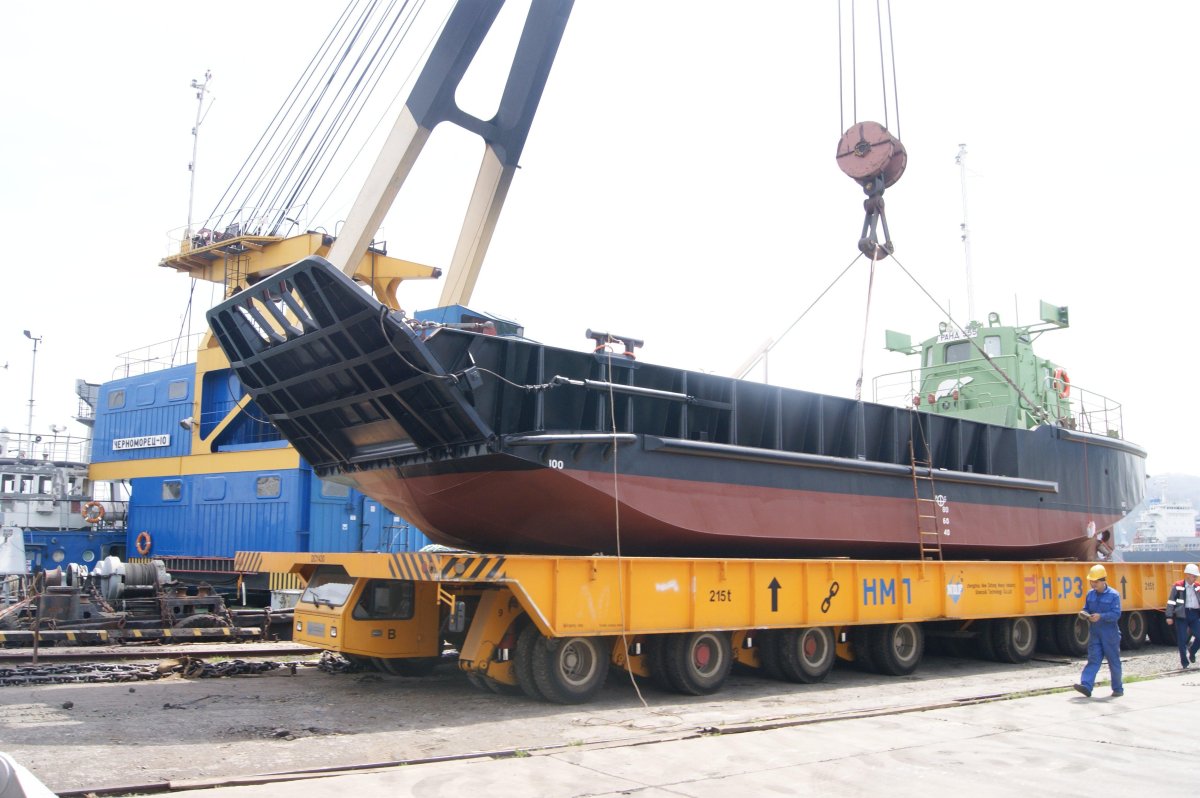 Самоходная баржа "Славянка-020"