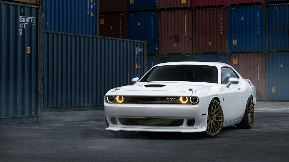 Dodge Challenger 4к
