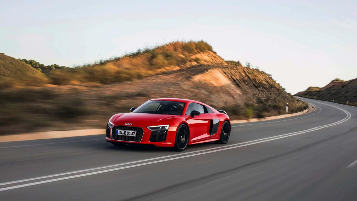 Audi r8 track