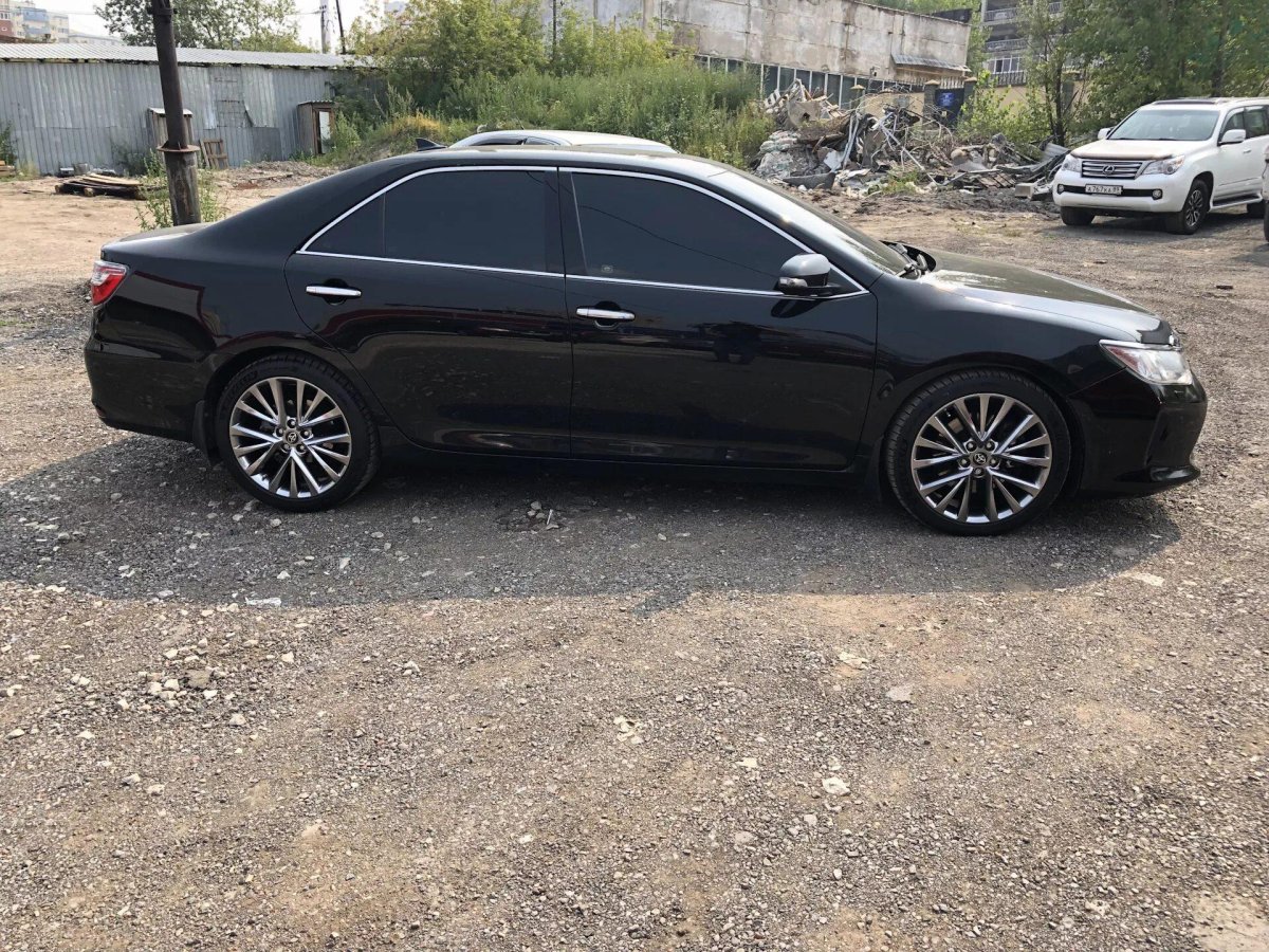 Toyota Camry 40 r19