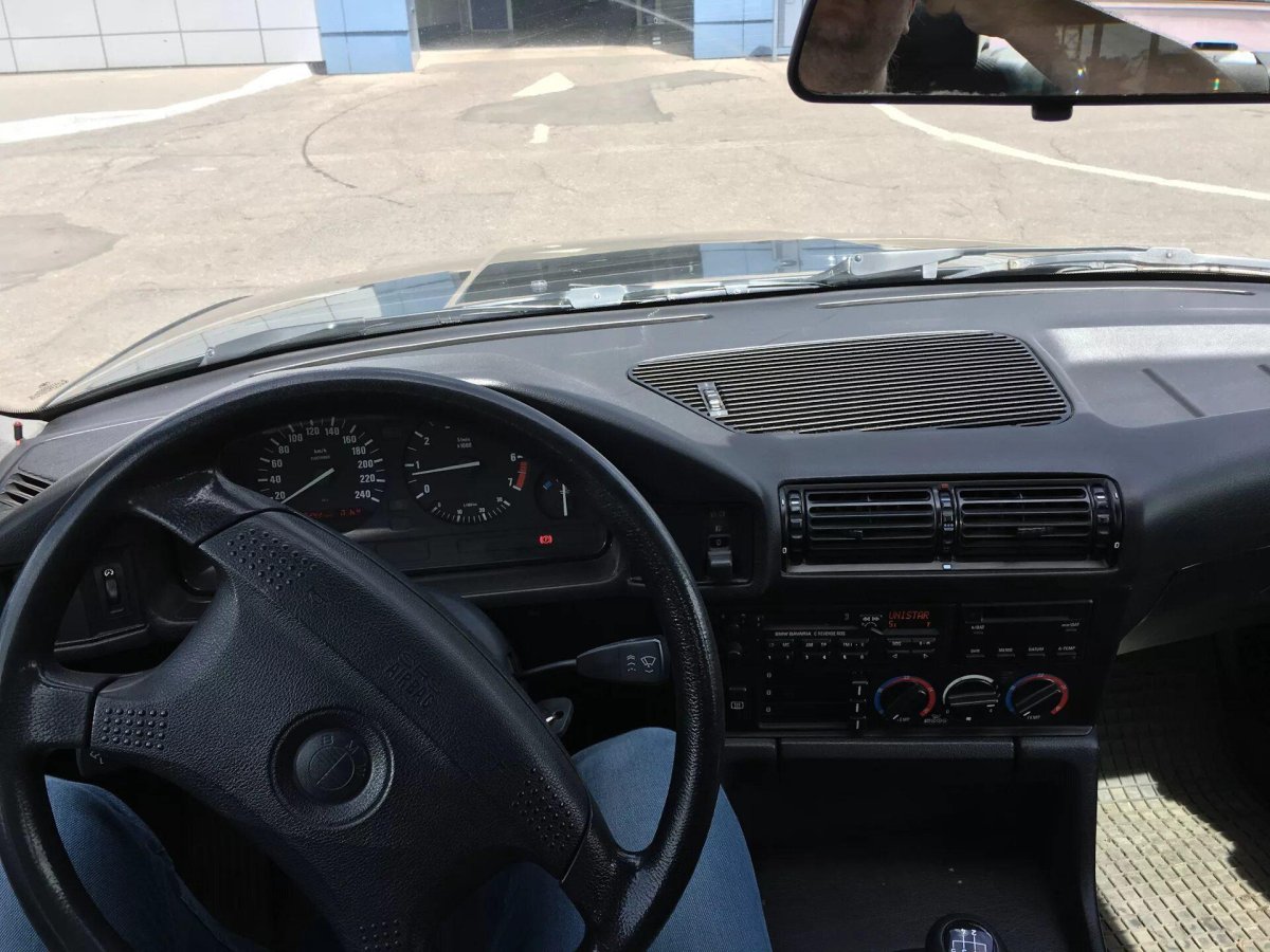 За рулем е34