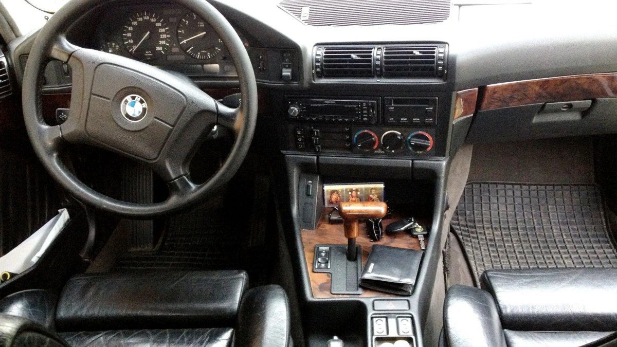 BMW 525 e34 салон