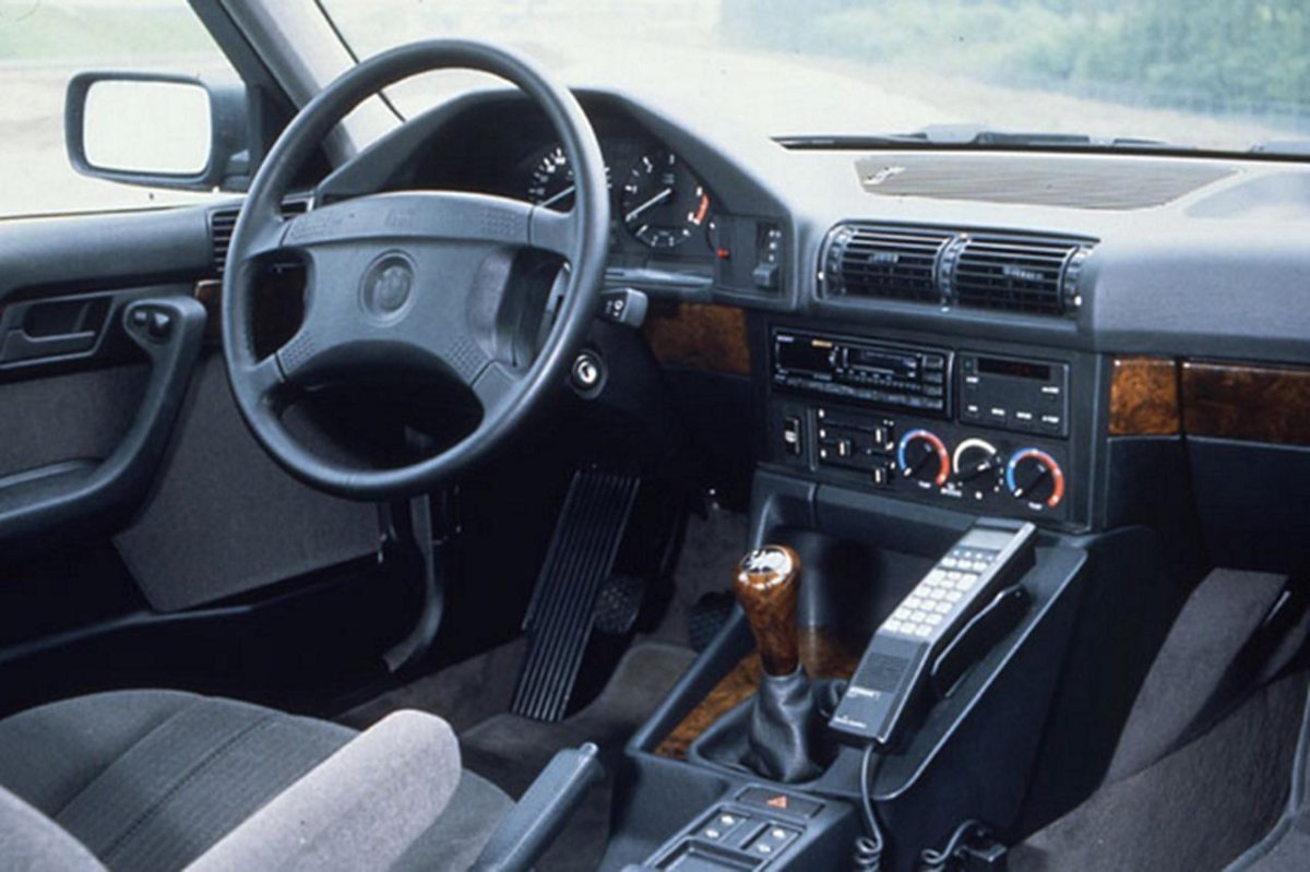 BMW 525 e34 салон