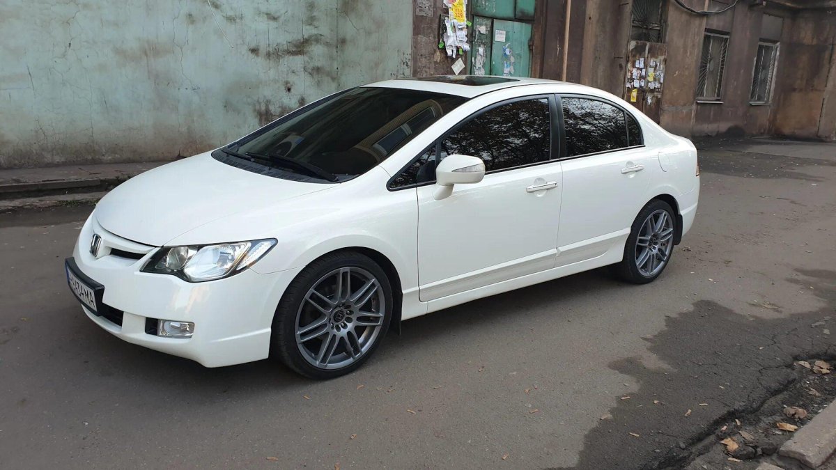 Диски от Type s Honda Civic 4d