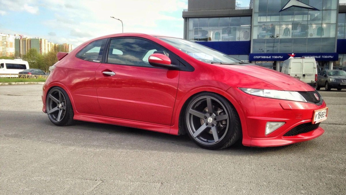 Honda Civic 5d r17