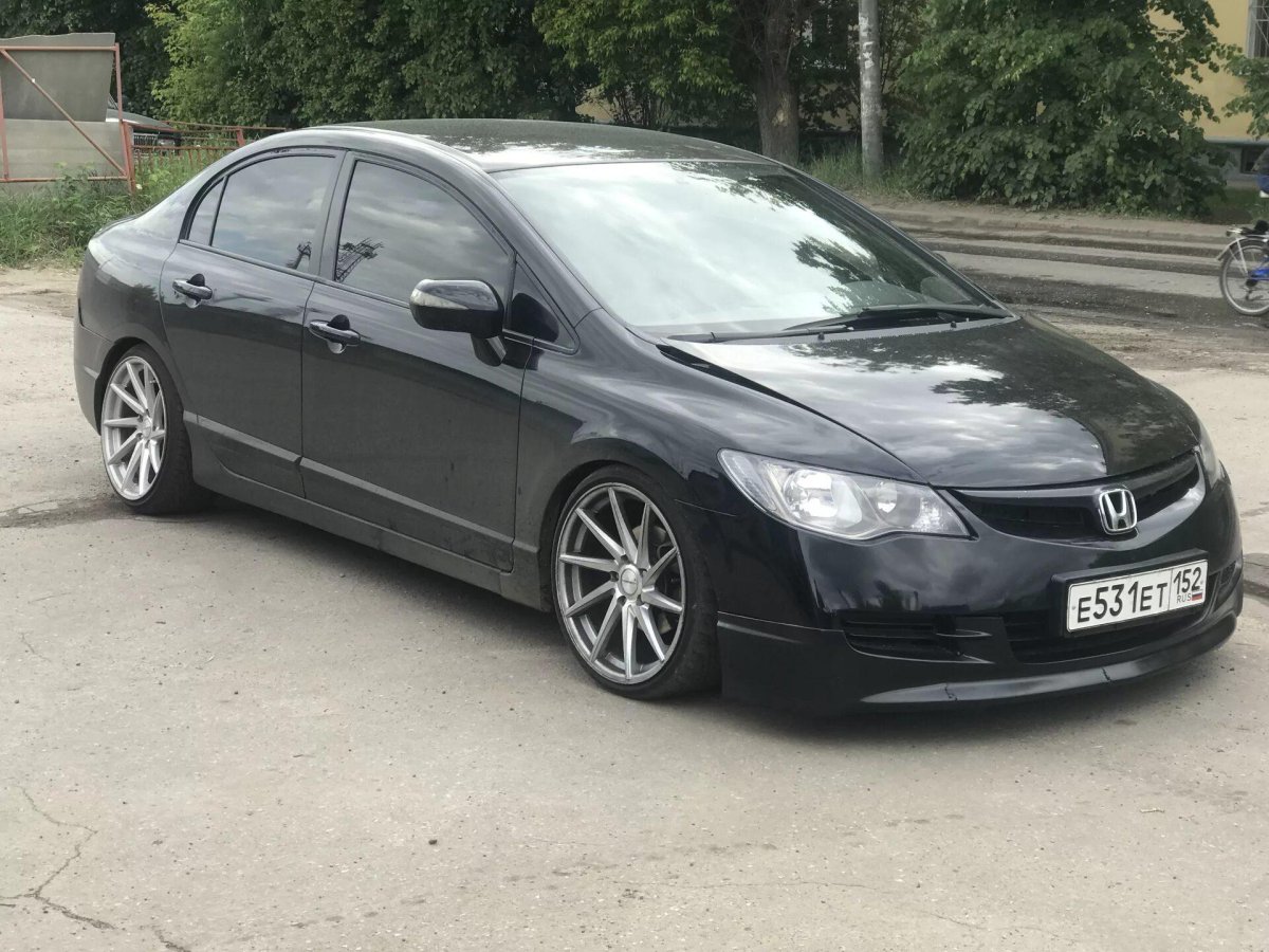 Хонда Цивик 4д