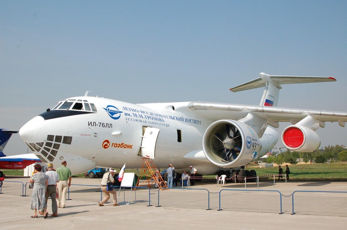 Ил-76лл Пд-14