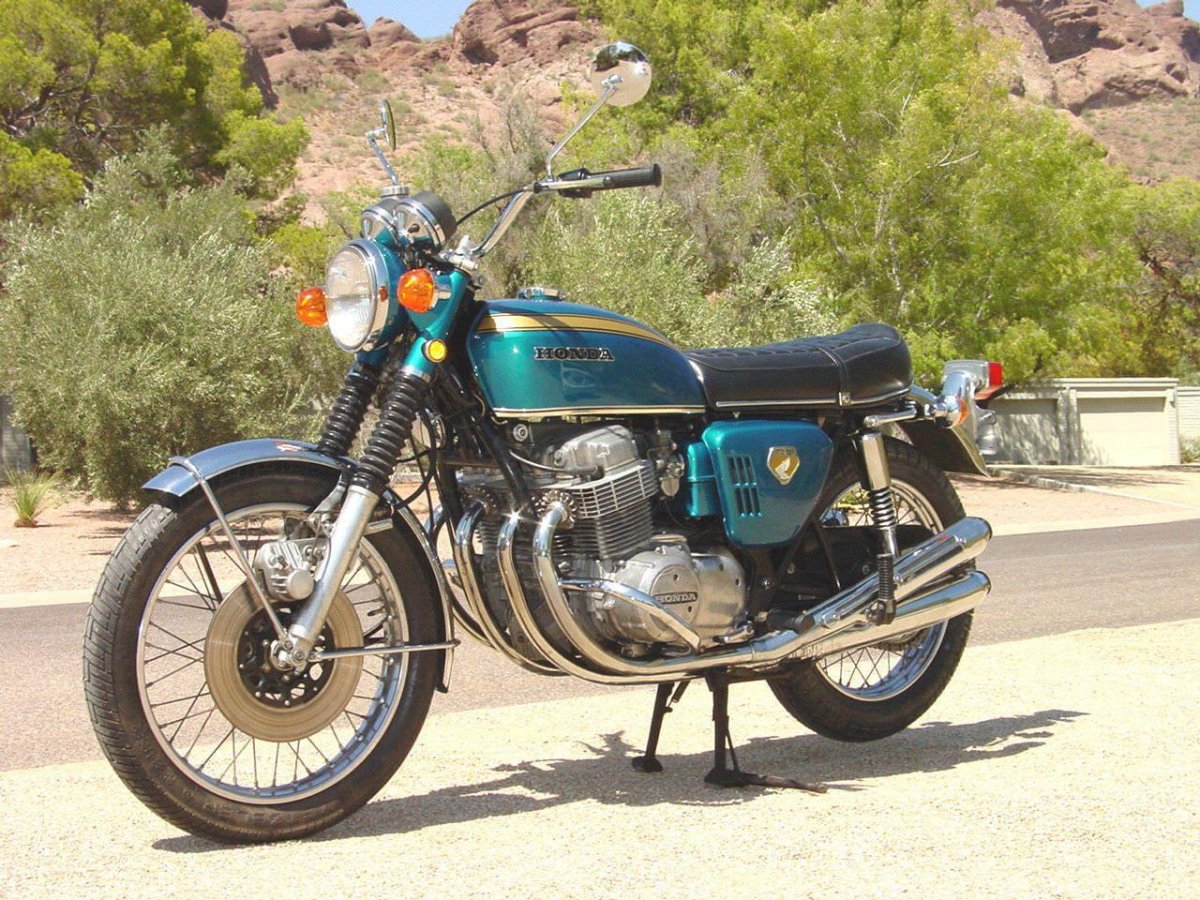 Honda CB 750 1969 four