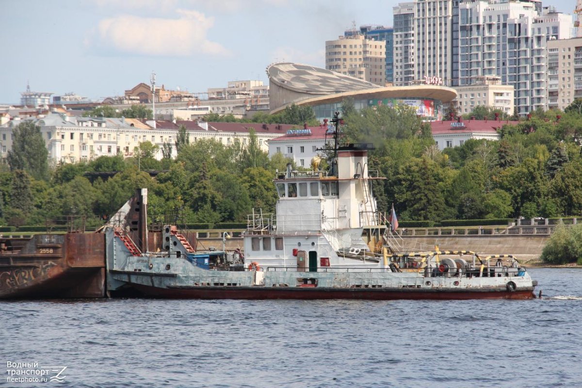 Баржа сухогруз