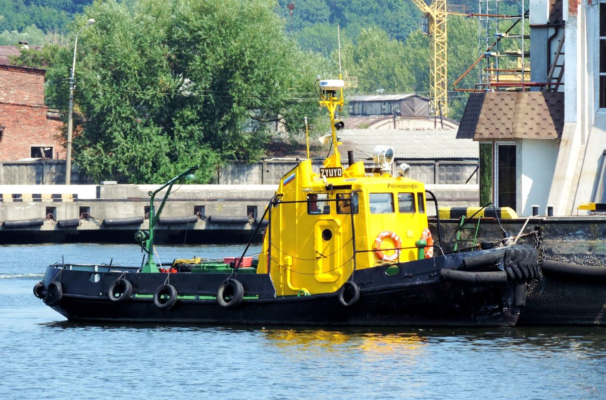 Буксир Доковец