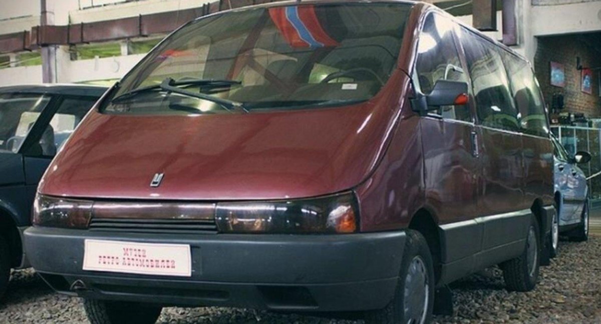 АЗЛК минивэн 3733