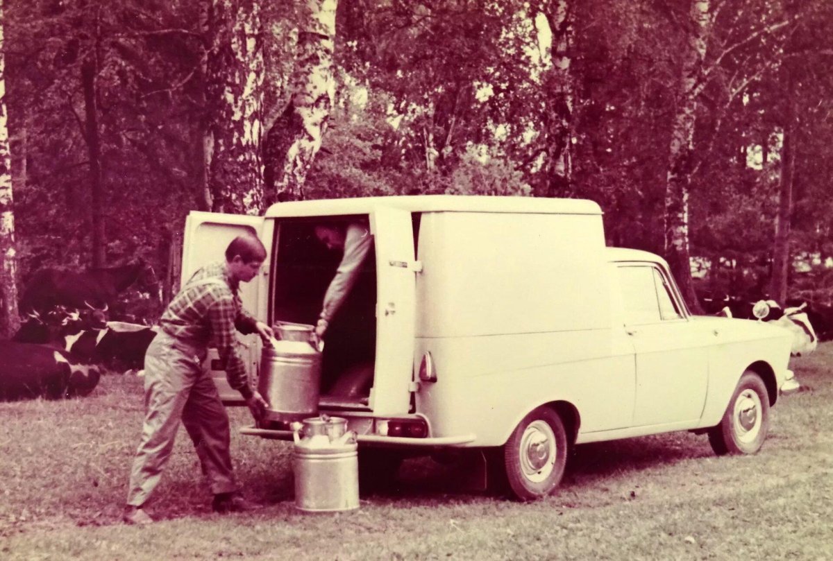 ИЖ 2715 фургон