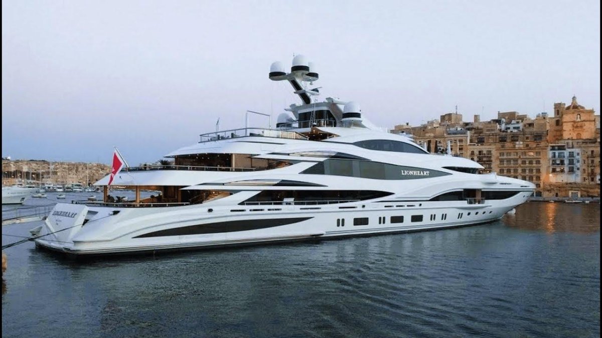 Lionheart яхта
