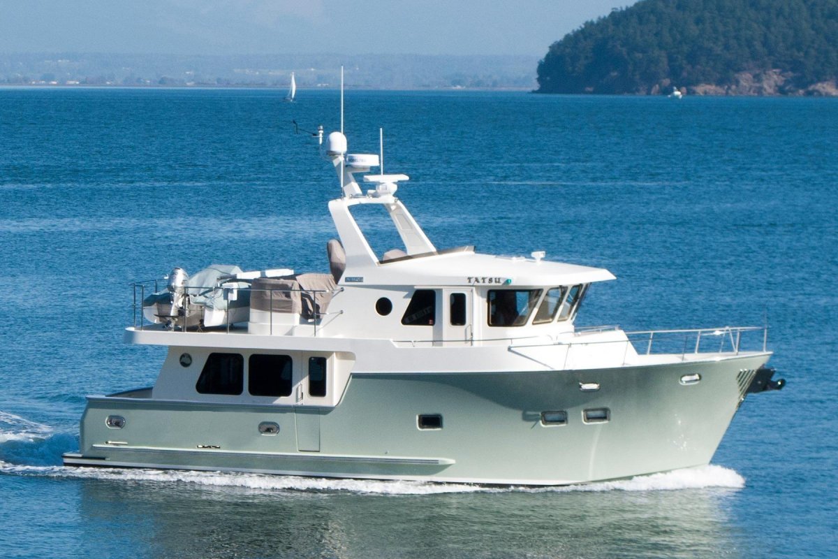 Моторная яхта ty43 стальная