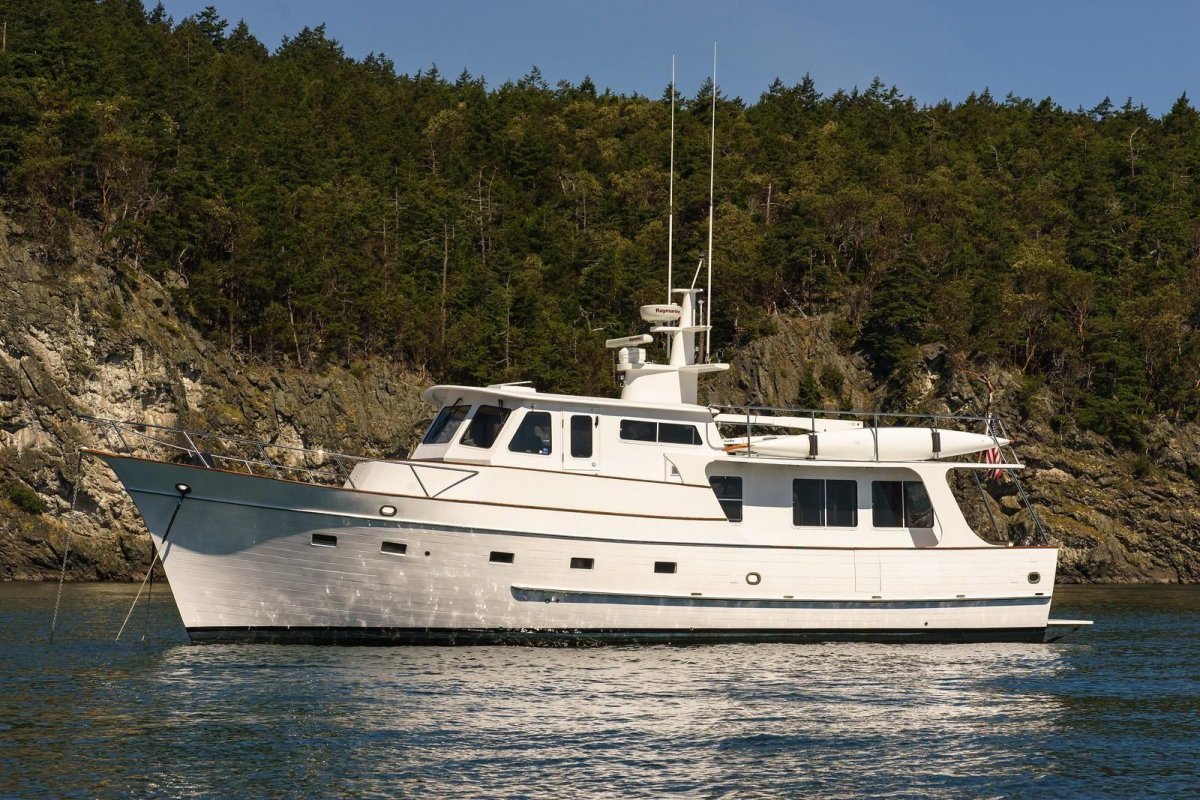 Яхта траулер Polar Star m56