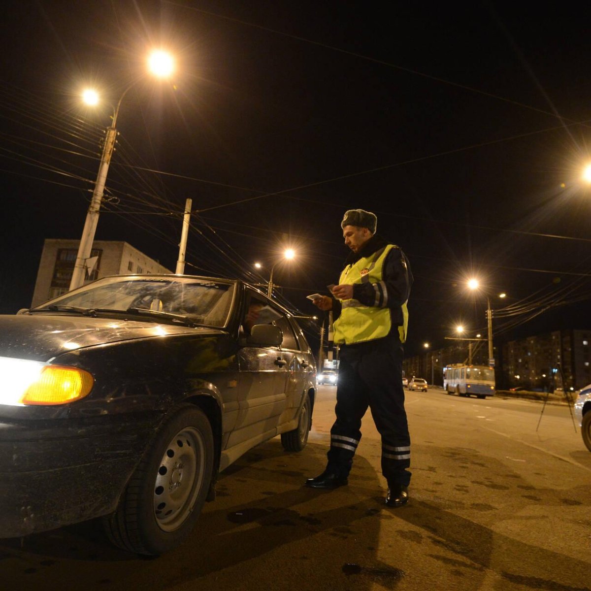 ВАЗ 2114 остановили ДПС