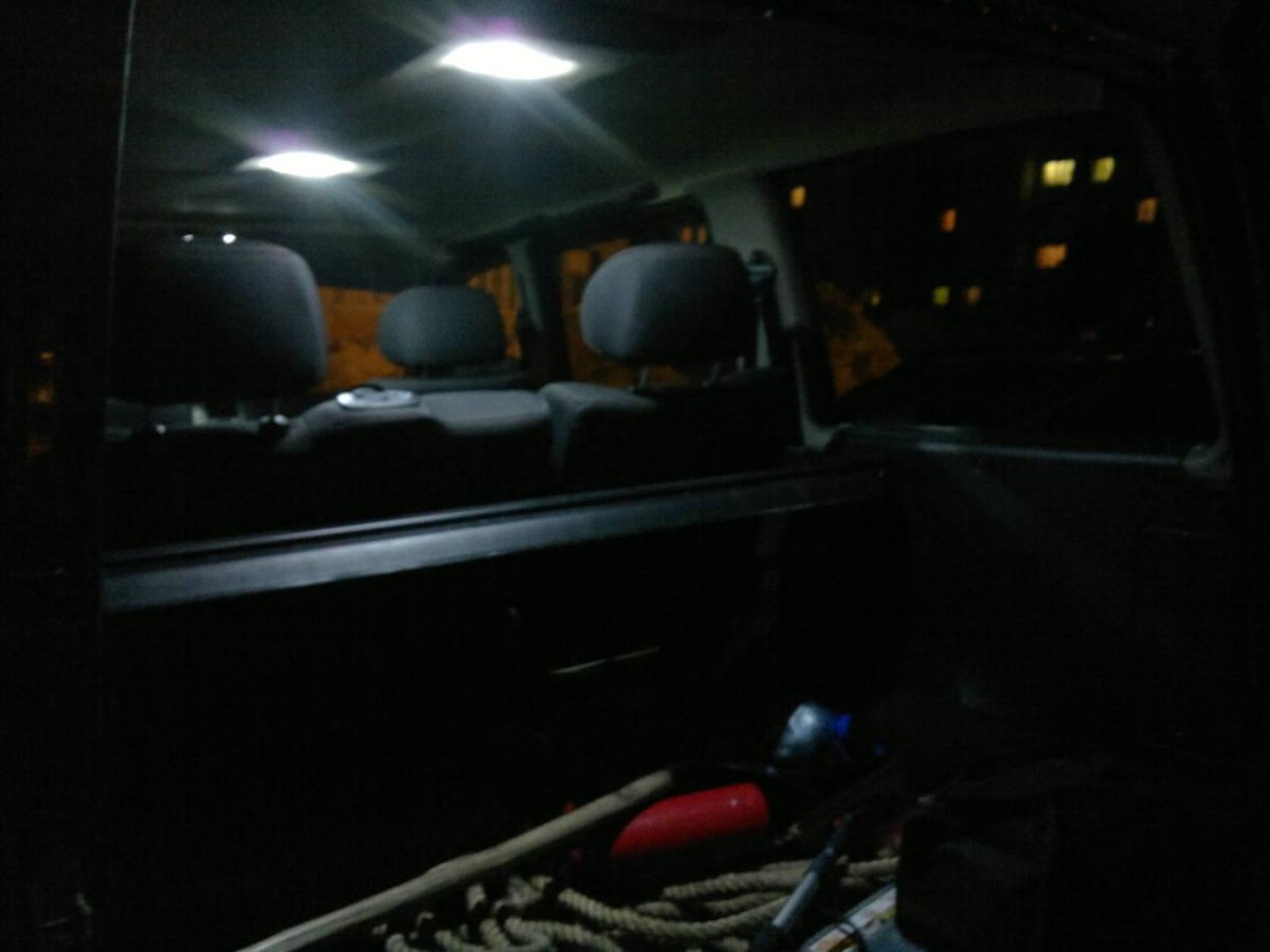 УАЗ Патриот ППС ночью