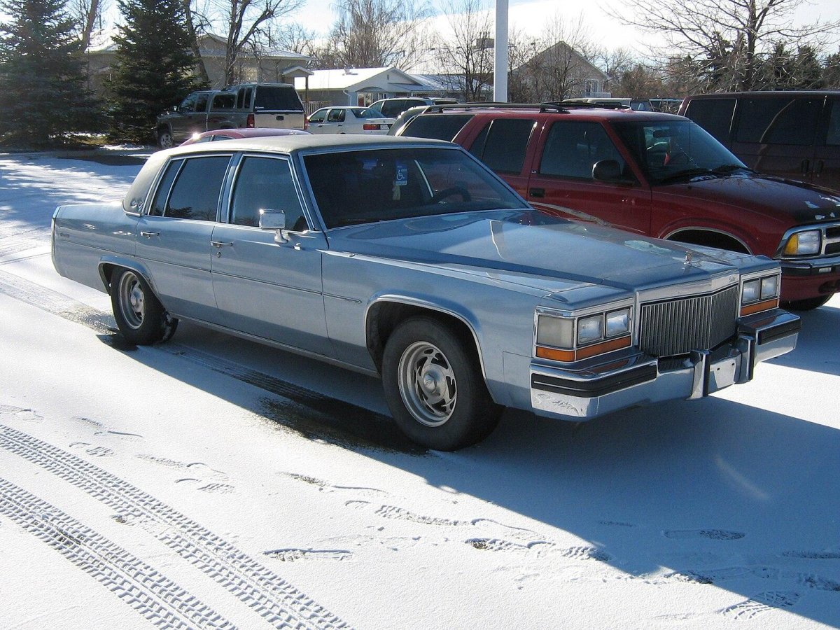Кадиллак Девиль 1977