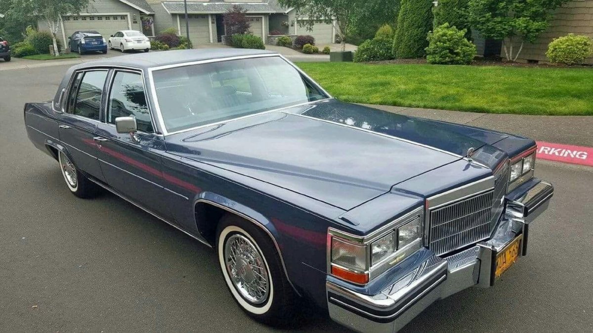 Кадиллак Девиль 1984