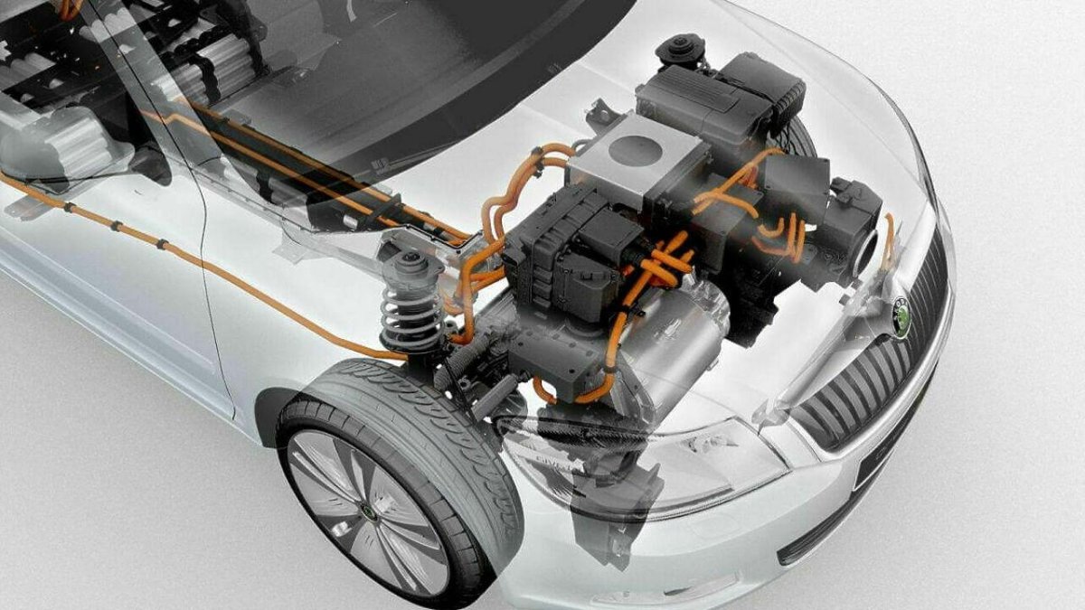 Тяговый электродвигатель электромобиля Тесла