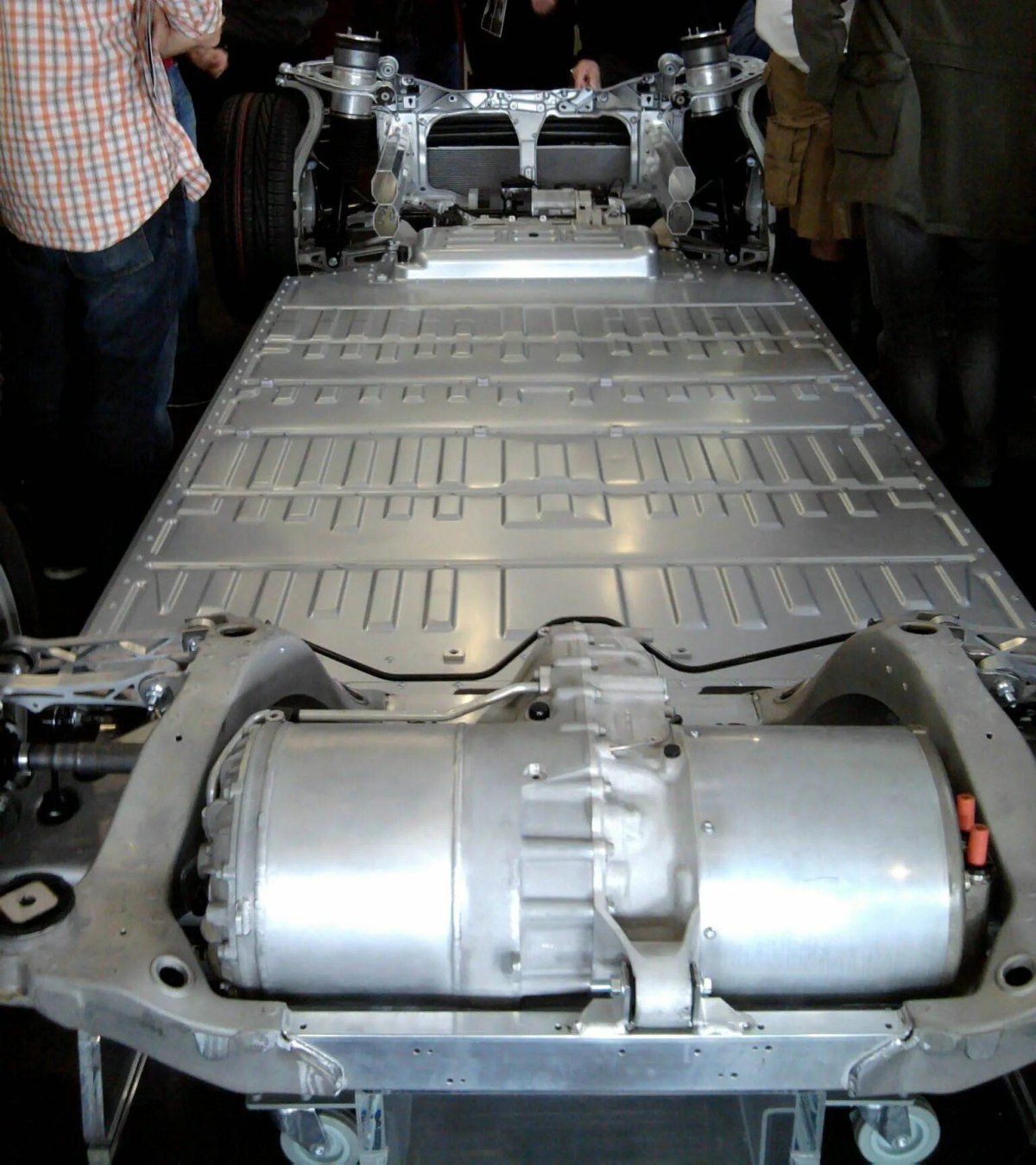 Двигатель Тесла модель s