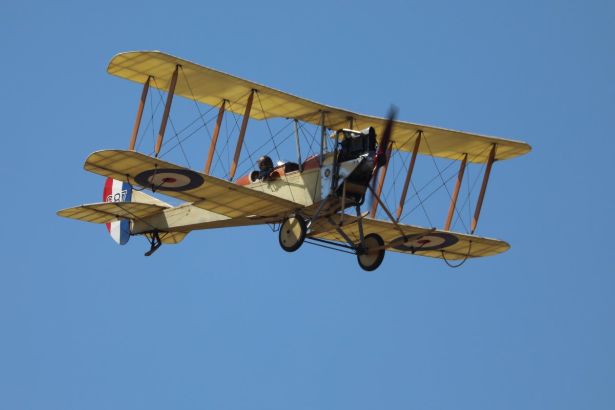 Деревянный биплан