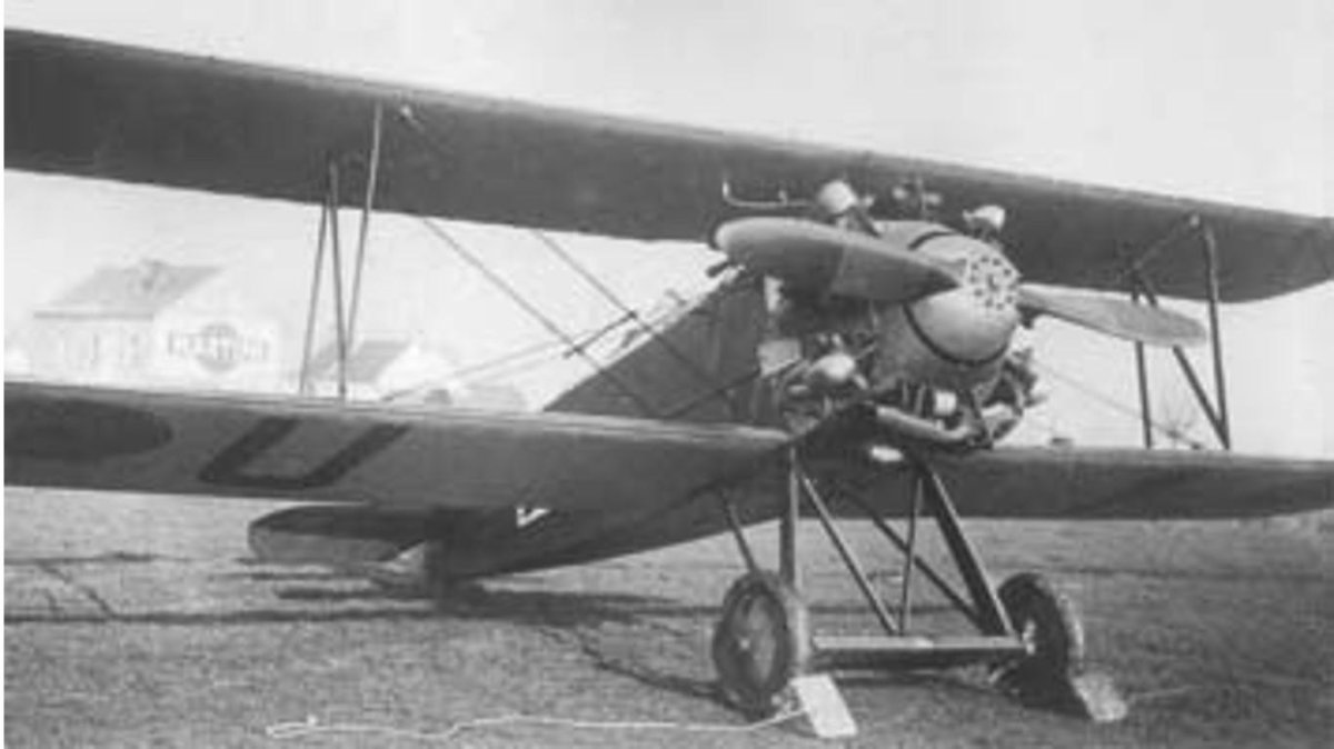 Avia BH-33