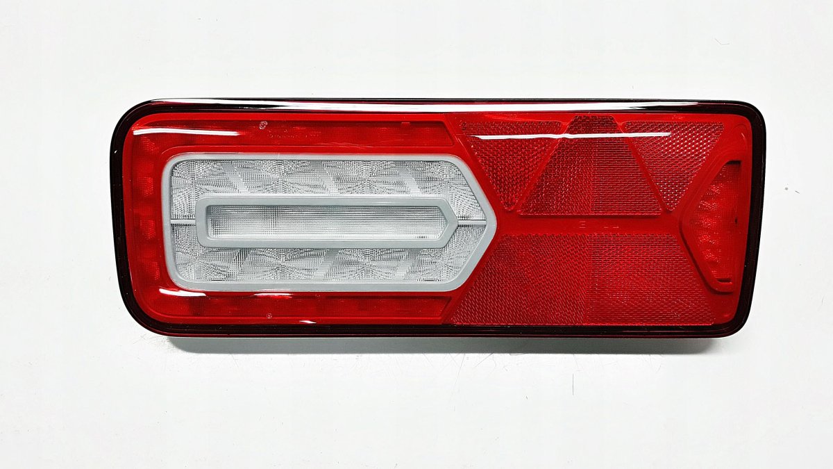 Задние фонари на полуприцеп Schmitz