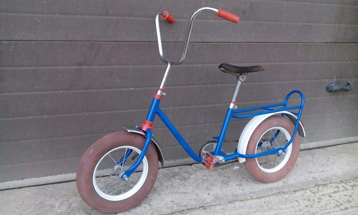 Велосипед дружок трехколесный СССР