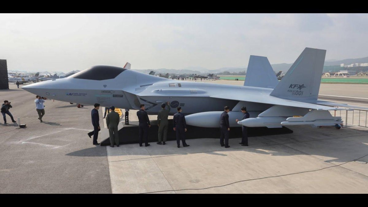 Истребитель Kai KF-X