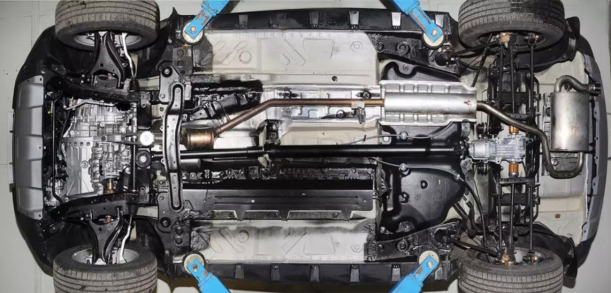 Hyundai Tucson 2007 днище