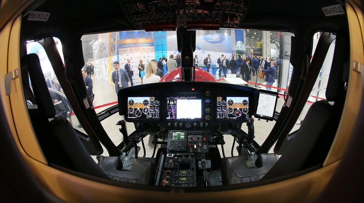 AGUSTAWESTLAND aw139 кабина