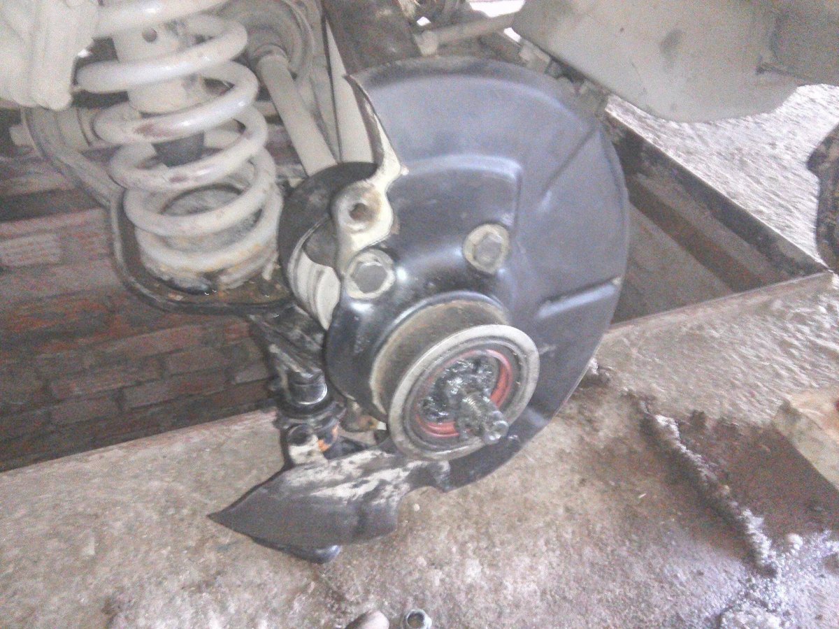 Обломило ступицу Шевроле Нива