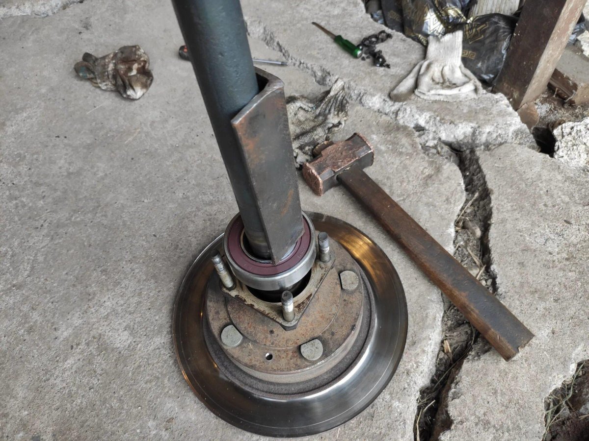 Задняя полуось Нива Шевроле