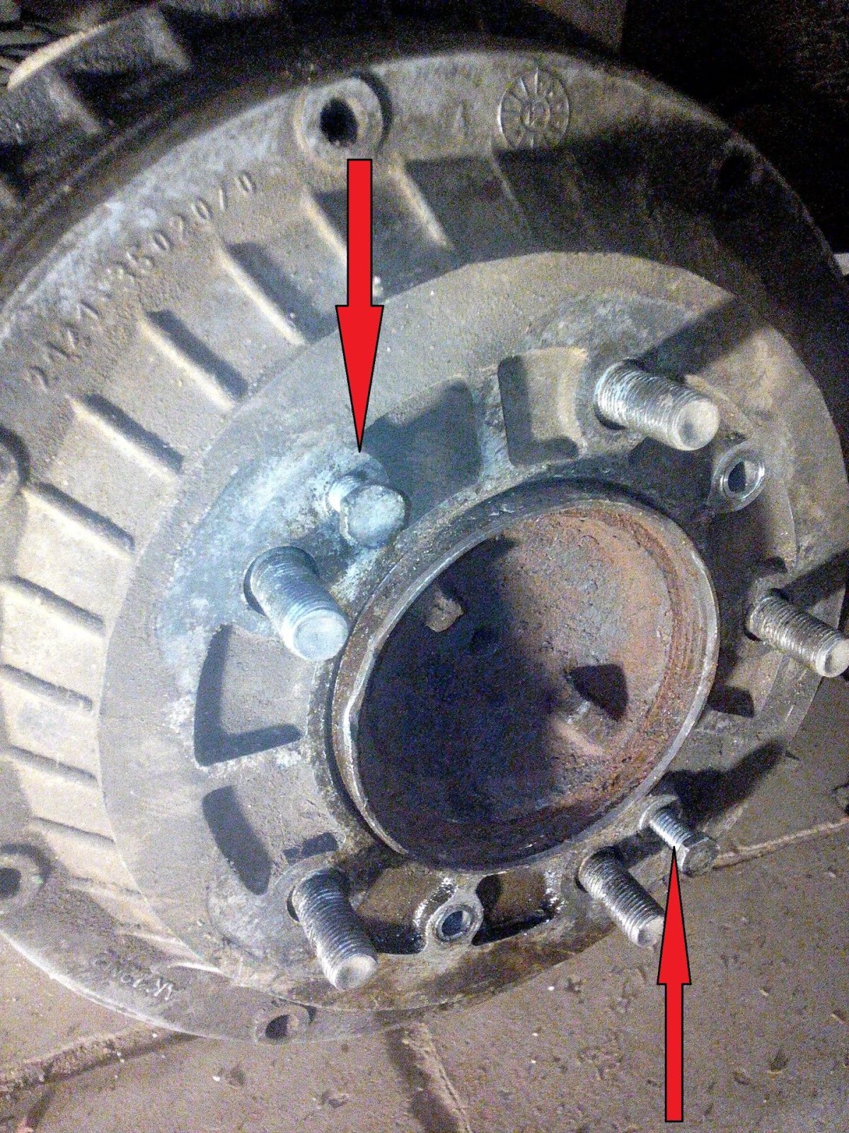 Задние тормоза барабаны Нива Шевроле