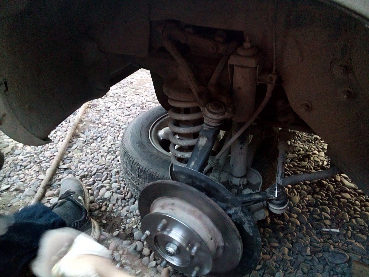 Прикипели ступичного Нива Шевроле