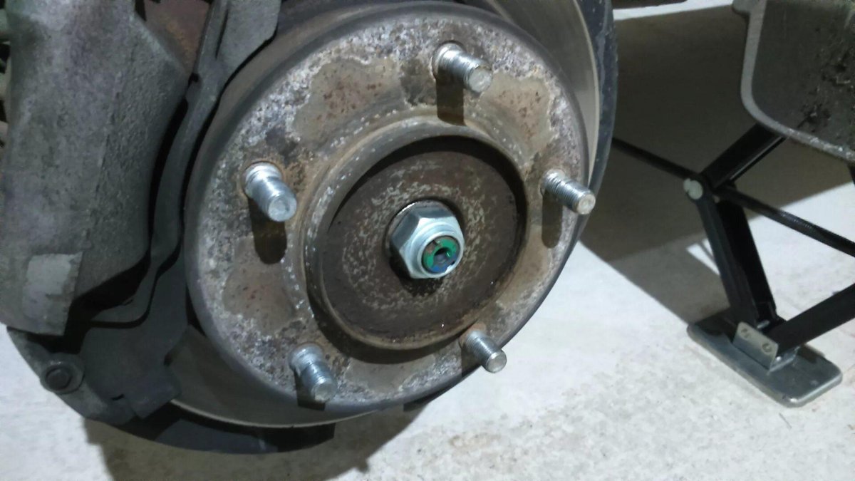 Гайка ступицы Нива Шевроле