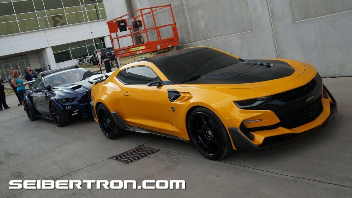 Шевроле Камаро 2017 Бамблби