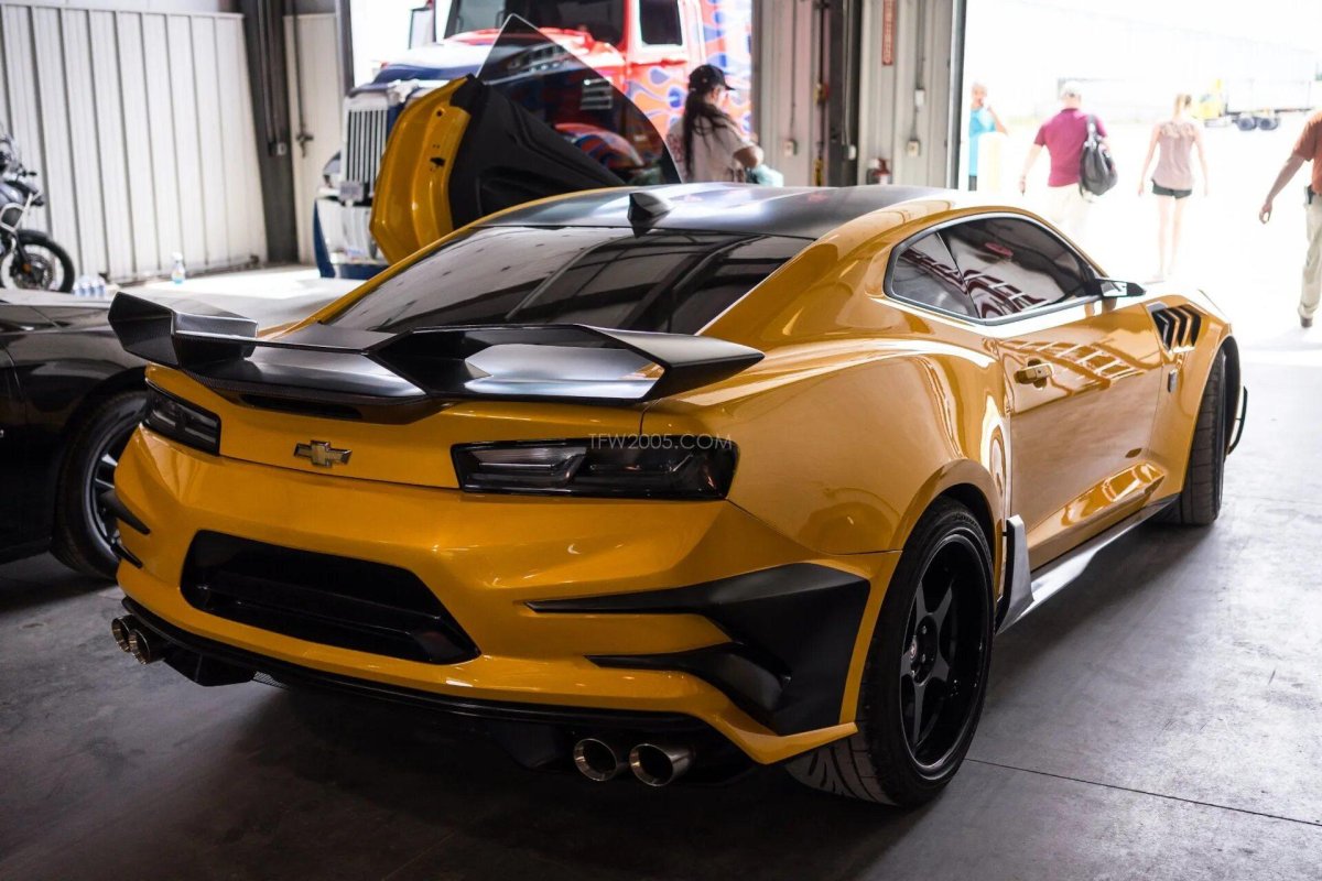 Chevrolet Camaro zl1 Бамблби