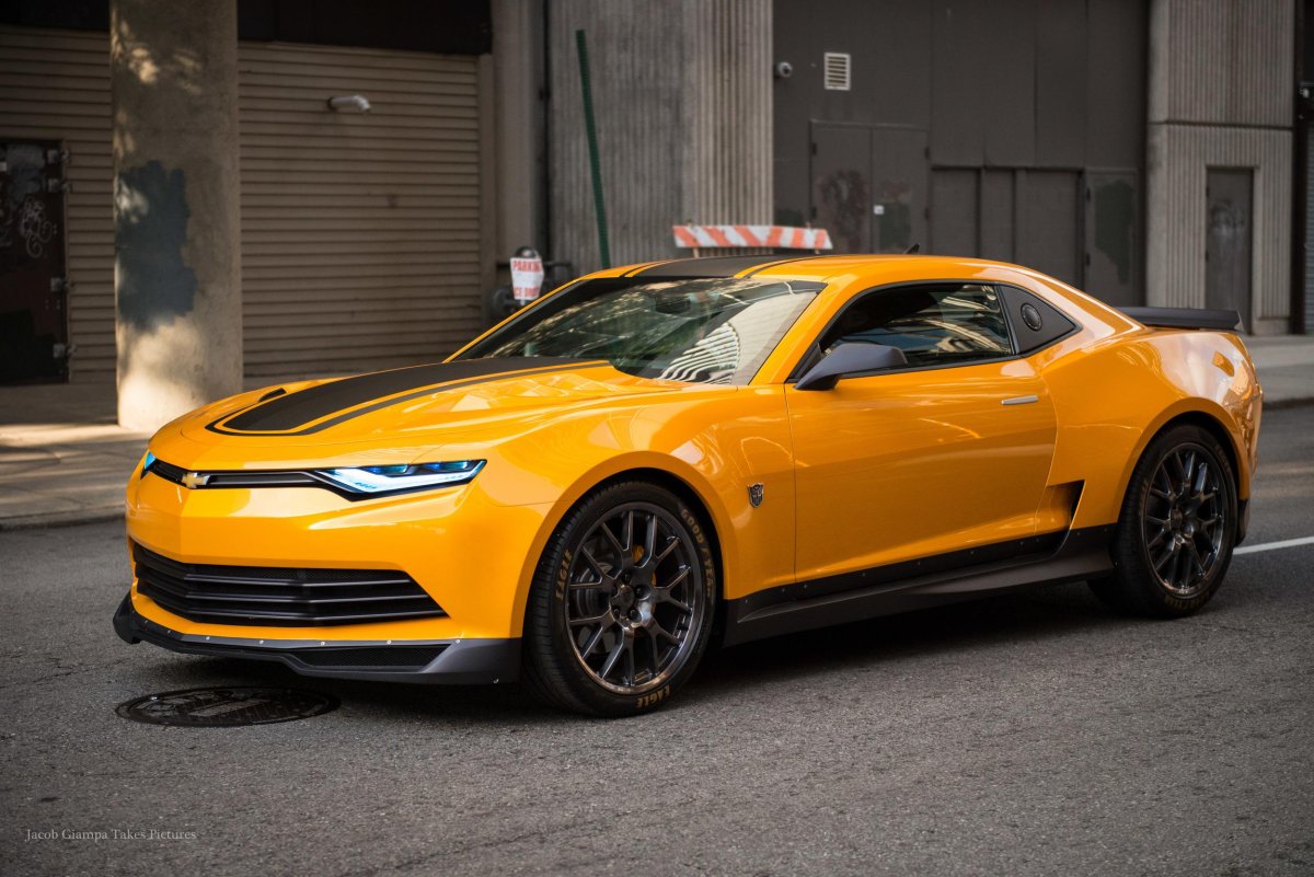 Шевроле Камаро 2017 Бамблби