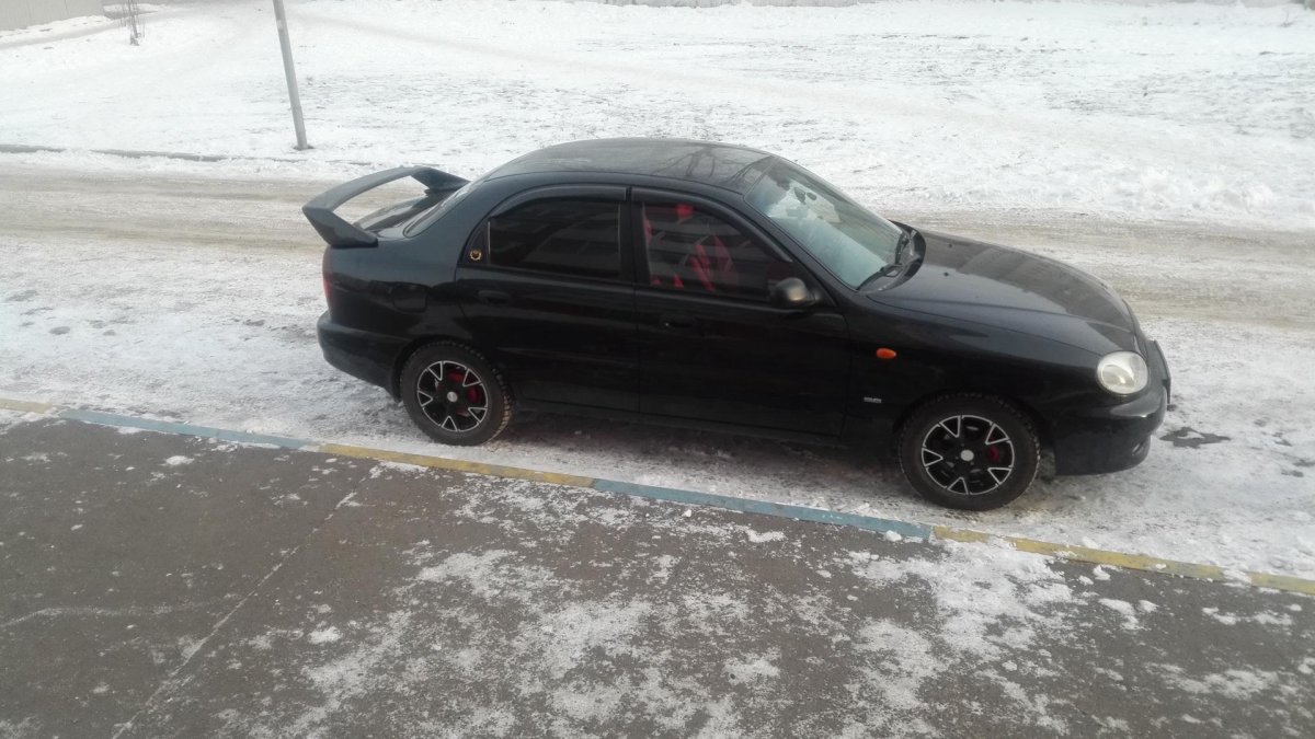 Chevrolet lanos Tuning Black