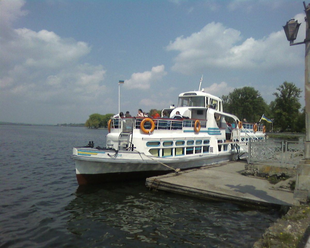 Теплоход Сокол Иркутск